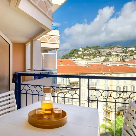 Hotel apartamentowy Pierre & Les Rivages Du Parc Mentona