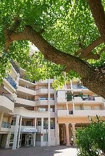 Pierre & Les Rivages Du Parc Hotel apartamentowy